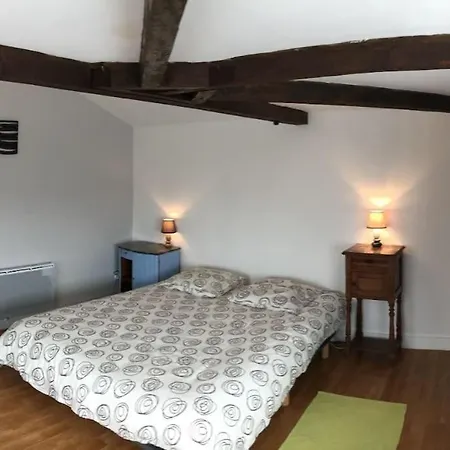 Gite, Piscine Chauffee Et Couverte Sauvignac