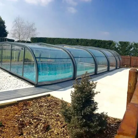 Gite, Piscine Chauffee Et Couverte *